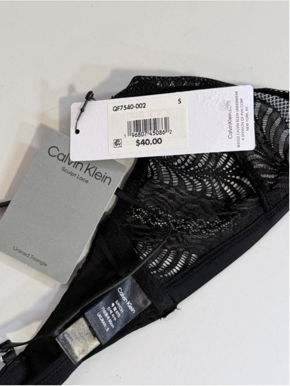 Calvin Klein Women's Black Sculpt Lace Unlined Triangle Bralette NWT