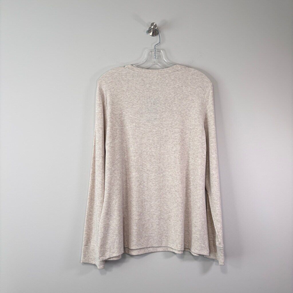 On 34th Women's Plus Size 2X Light Beige Ribbed Long Sleeve Henley Top NWT.