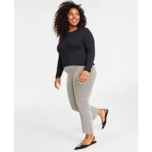 On 34TH Women's Plus Size 3X White & Black Ponte Kick-Flare Ankle Pants NWT