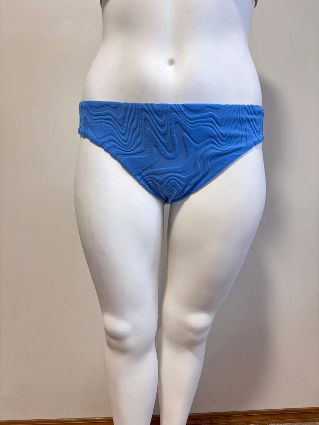 Bar III Size XL Heat Wave Textured Bikini Bottoms Cobalt Blue NWT