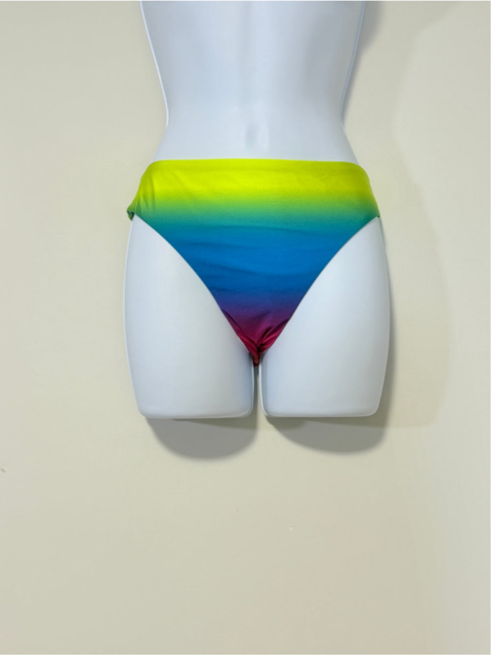 La Blanca Women's 10 Ombre Multicolor Setting Sun Basic Hipster Bottoms NWT