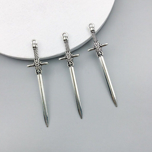 Knight’s Valor Longsword Alloy Pendant Charm Jewelry, Crafts & Cosplay NWT