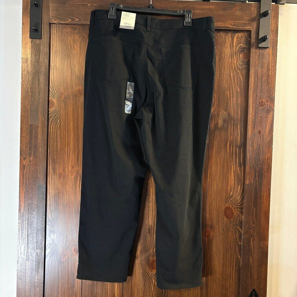 Style & Co Women's Curvy Cuffed Capri Black Jeans NWT