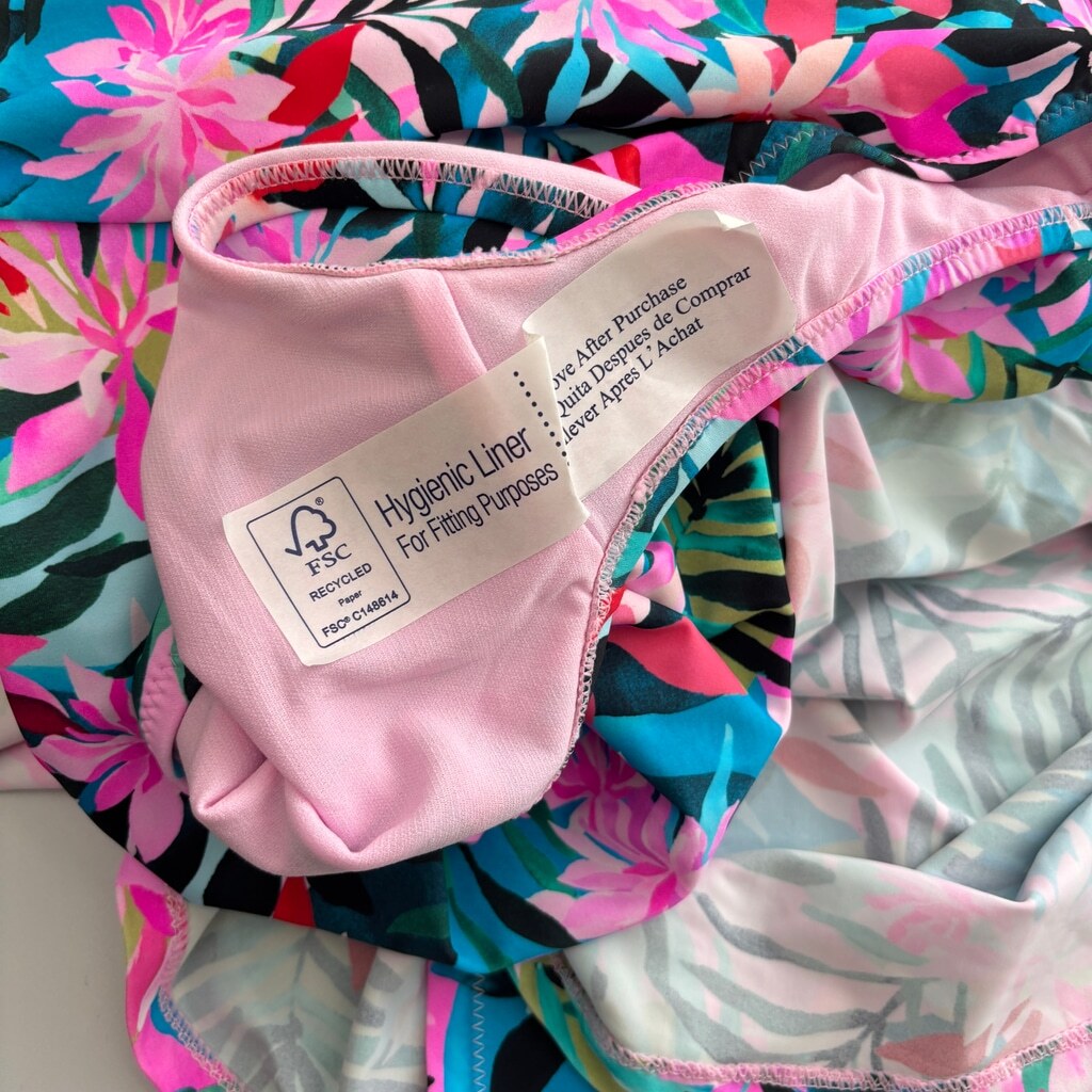 Raisins Curve Plus Size Multicolor Tummy-Control Swimdress / Swimsuit NWT