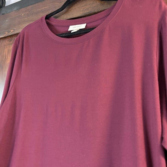On 34th Plus Size Solid Dark Red Long-Sleeve Crewneck Knit Top NWT.