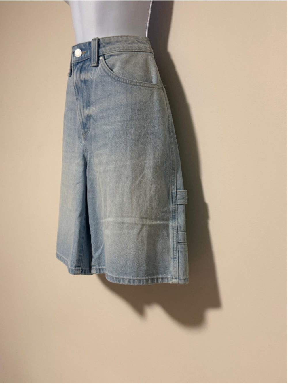 Cotton On Size 10 Light Wash Super Baggy Carpenter Denim Bermuda Shorts NWT