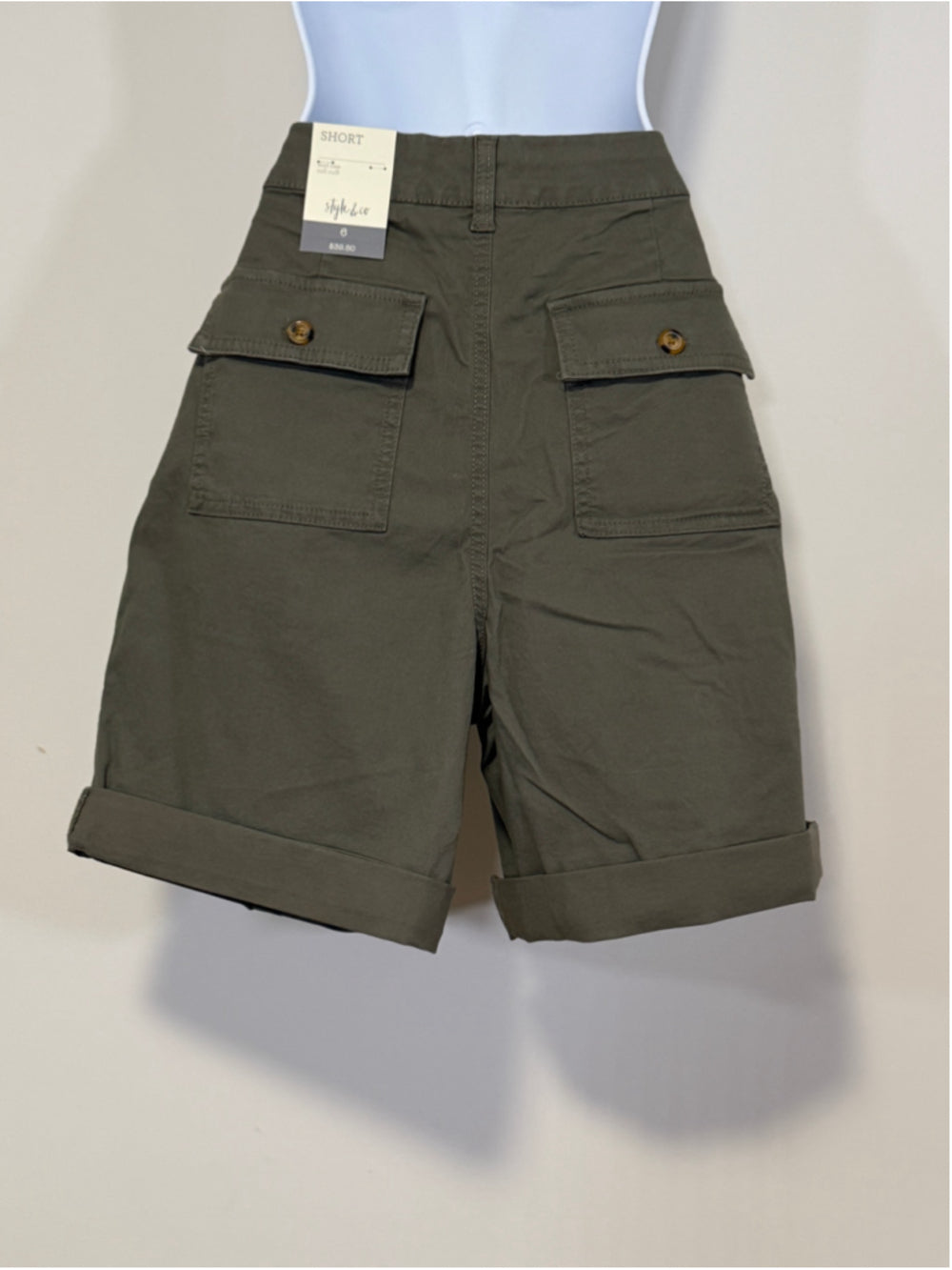Style & Co Women's Size 6 Olive Green Rolled Cuff Bermuda Shorts NWT