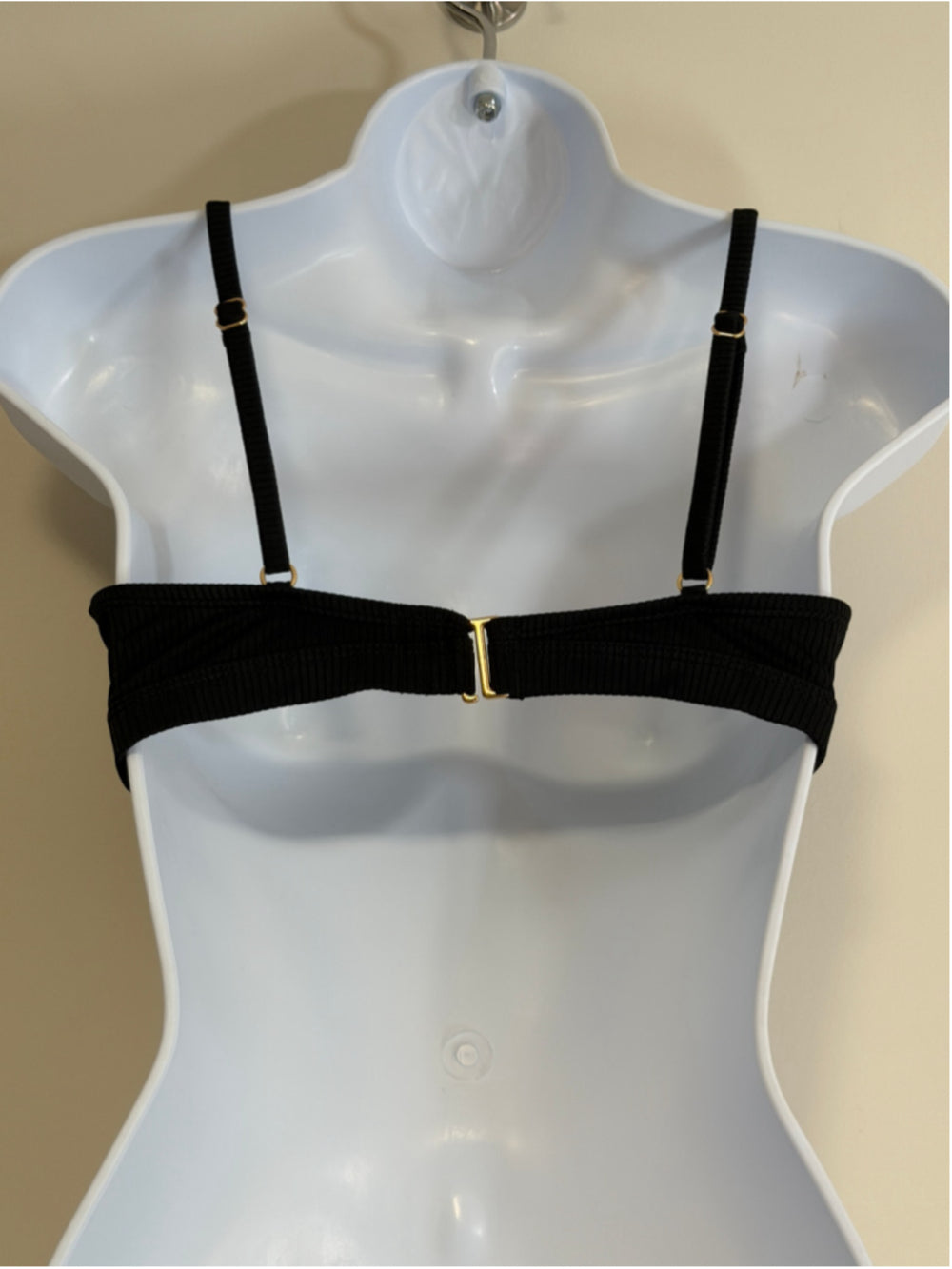 Salt + Cove Size Medium Black V-Wire Ribbed Bralette Bikini Top NWT