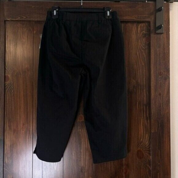 Karen Scott Women's Black Comfort Waist Capri Pants NWT