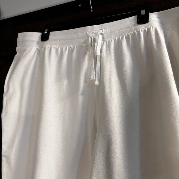 Karen Scott Knit Capri Pull on White Capri Jogger / Sweat Pants NWT
